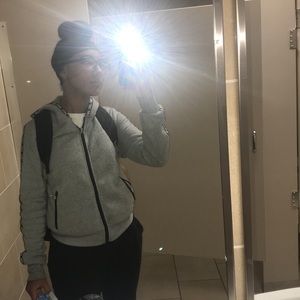 Meet your Posher, Trin